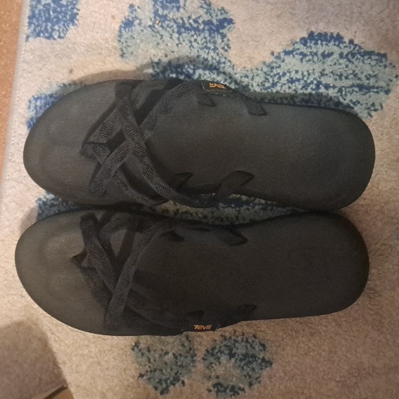 Teva sandals - Picture 1 of 2